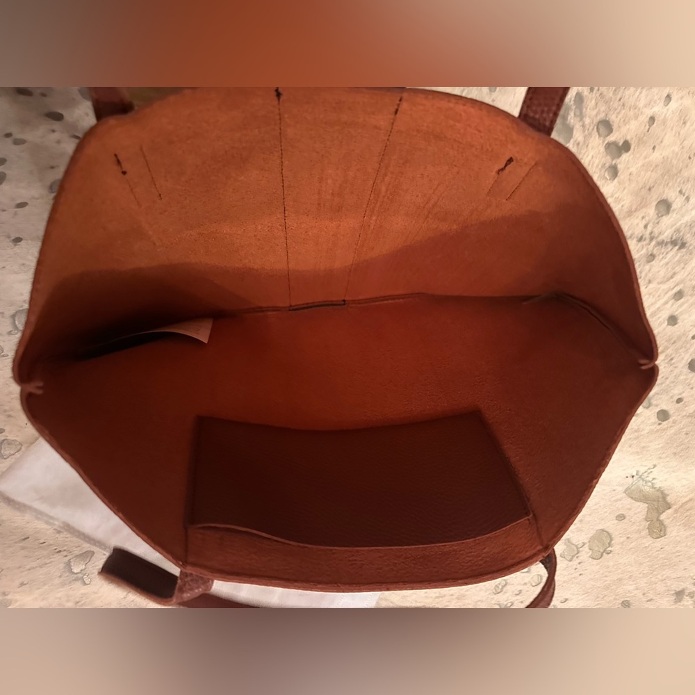 Vince Camuto Luck Tote “Red Desert” - Picture 2 of 2